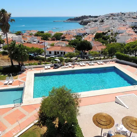 Almar Apartahotel 3*