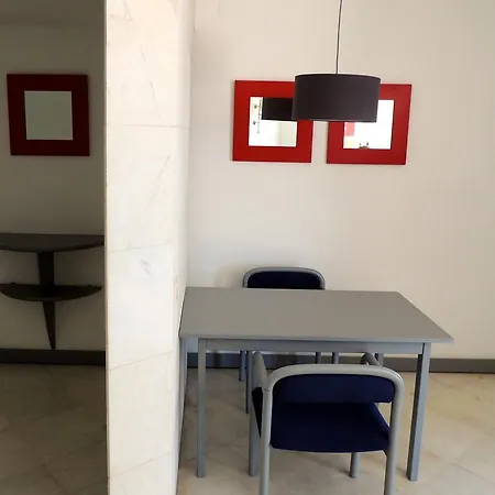 Ξενοδοχείο με διαμερίσματα Almar 3*