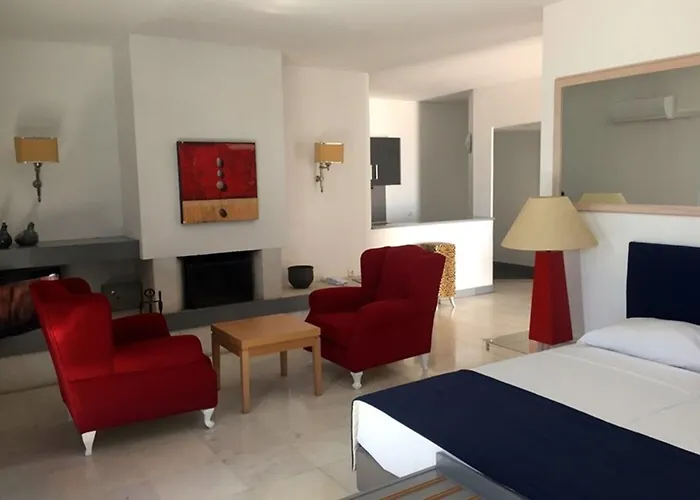 Ξενοδοχείο με διαμερίσματα Almar 3*